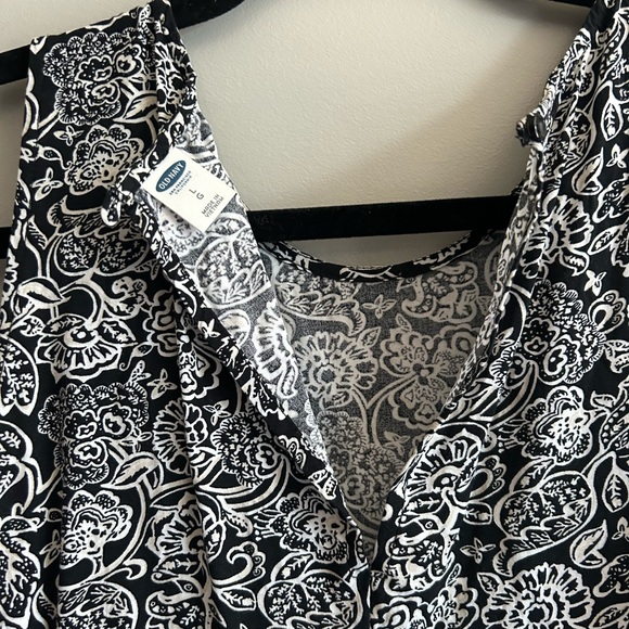 Size Lg, Old Navy Swing Dress - Picture 3 of 3